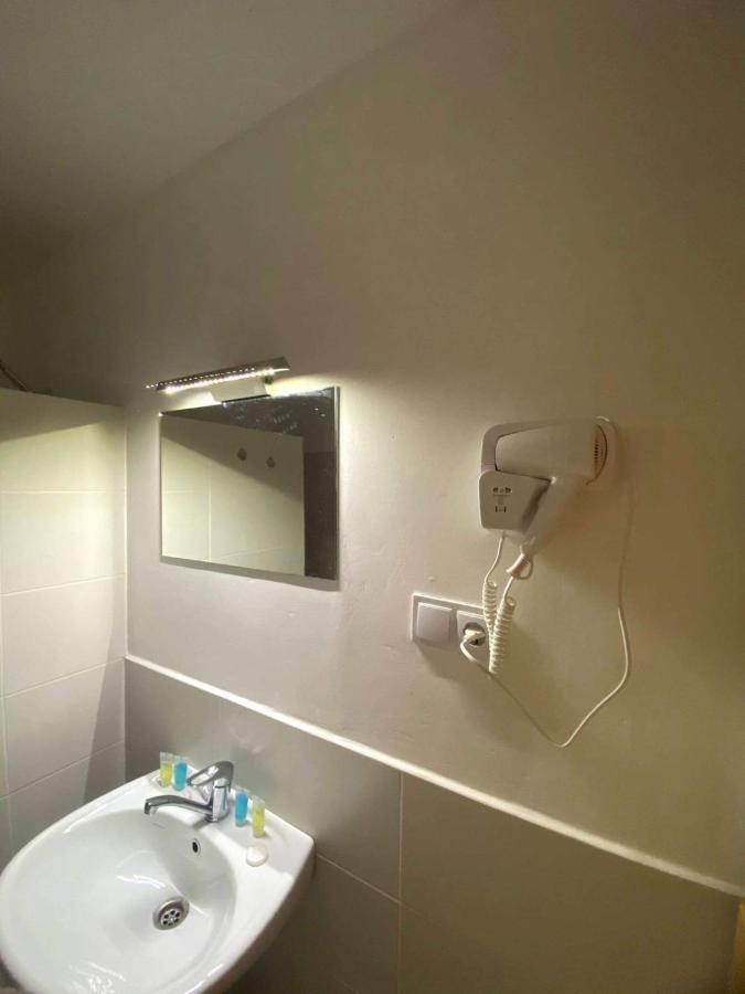 Beko'S Garden Inn Mestia Rom bilde